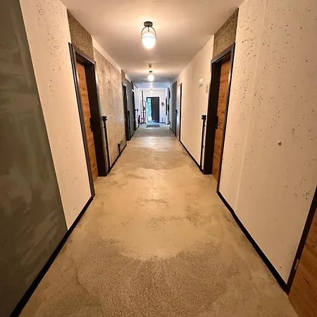 Carotel -zum Bunten Hund- Complete * Laussnitz