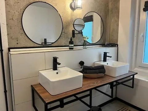 Carotel -zum Bunten Hund- Complete Appartamento