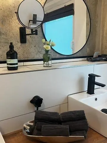 Carotel -zum Bunten Hund- Complete Laussnitz